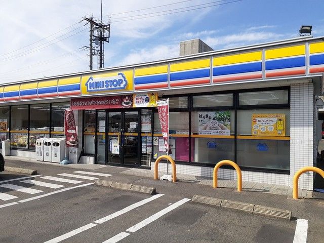 コンビニ　ミニストップ羽島竹鼻店（コンビニ）まで500m