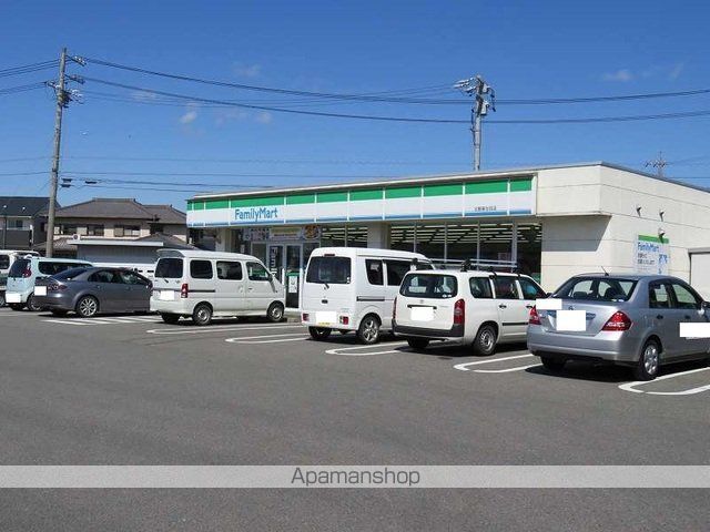 コンビニ　ファミリーマート北勢町麻生田店（コンビニ）まで500m