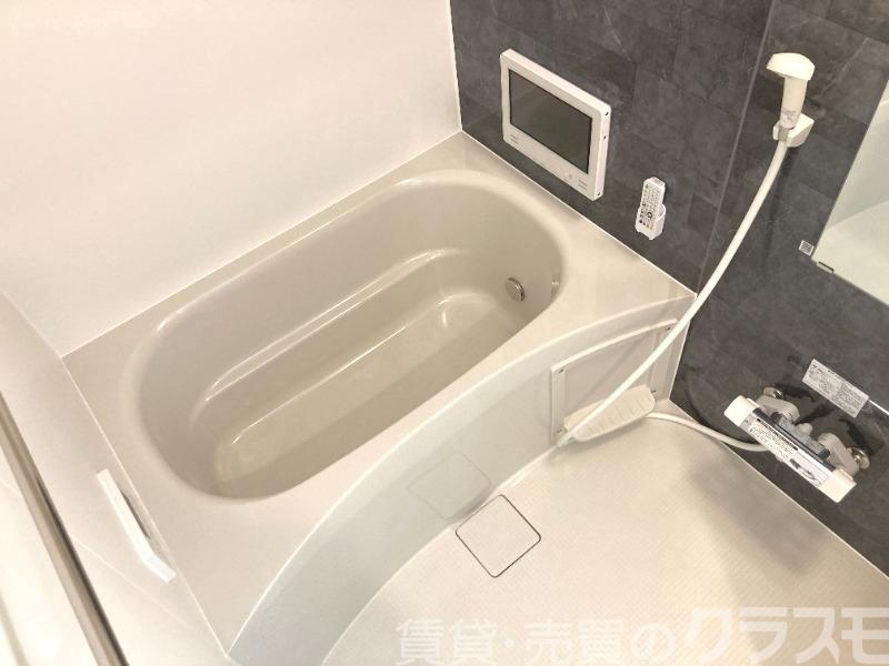 バス・シャワールーム　浴室乾燥機＆追い焚き機能付きバス♪