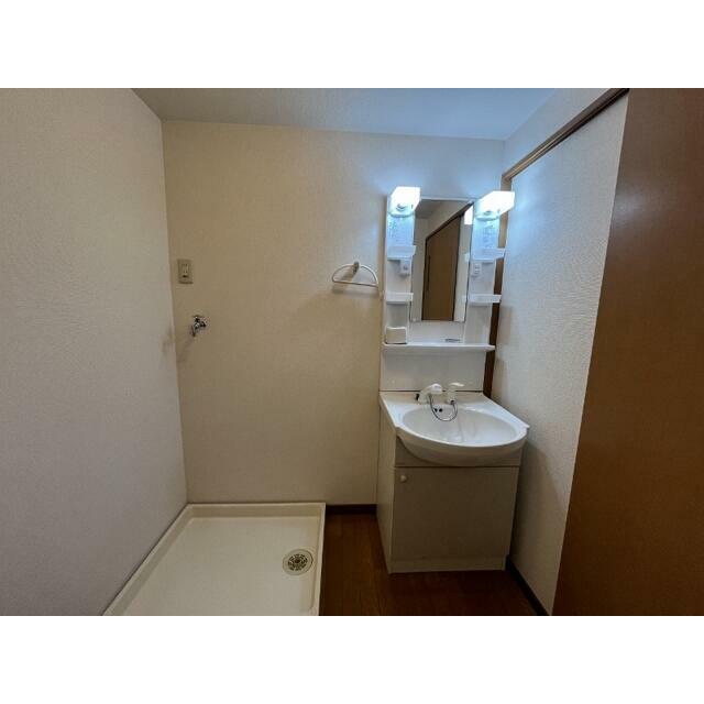 洗面設備　同仕様写真