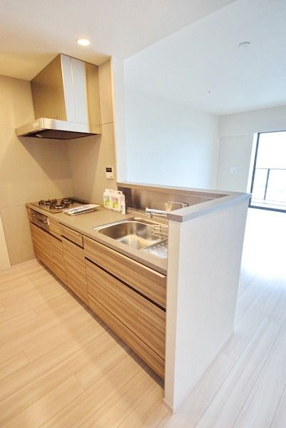 キッチン　※同建物別室施工例です　現況優先