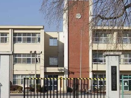 小学校　市立久留馬小学校（小学校）まで290m