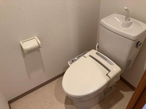 トイレ　シャワー付トイレ