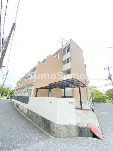 建物外観　外観は落ち着いています