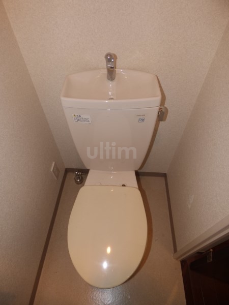 トイレ　※他のお部屋のお写真です。ご参考までに！