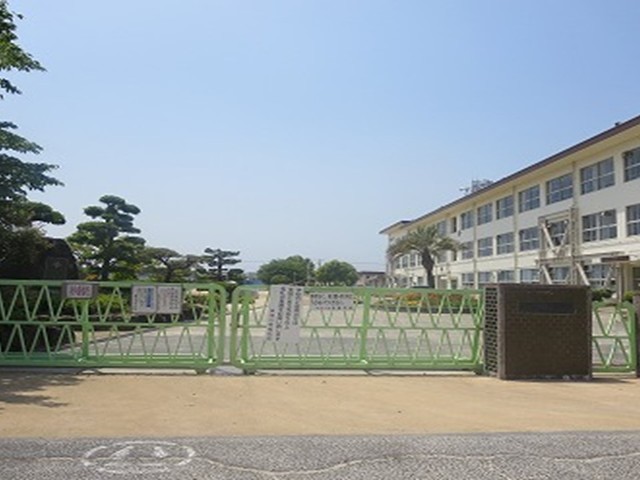 小学校　中島小学校（小学校）まで1300m