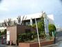 図書館　岩倉市図書館（図書館）まで570m