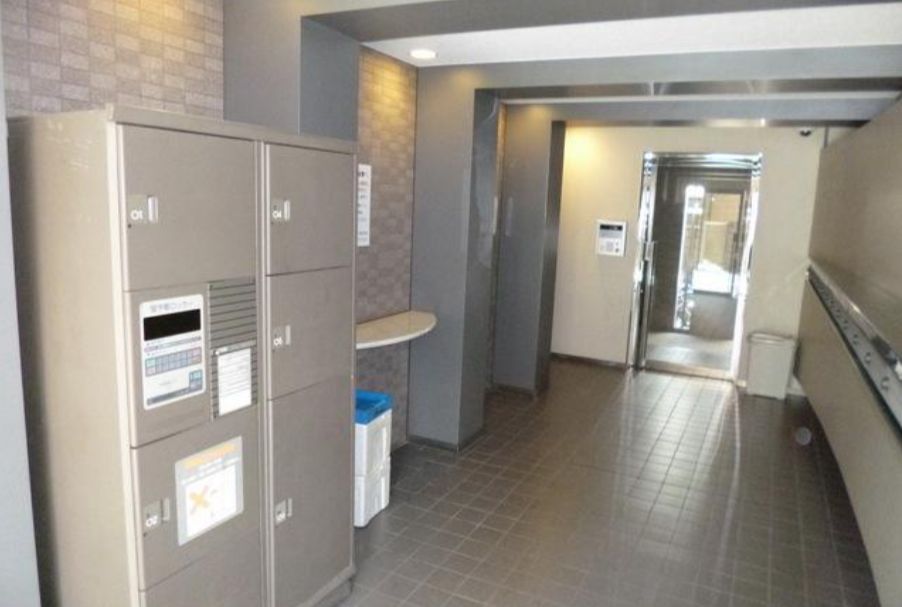 ロビー　弊社は都内全域の物件をご紹介可能です！