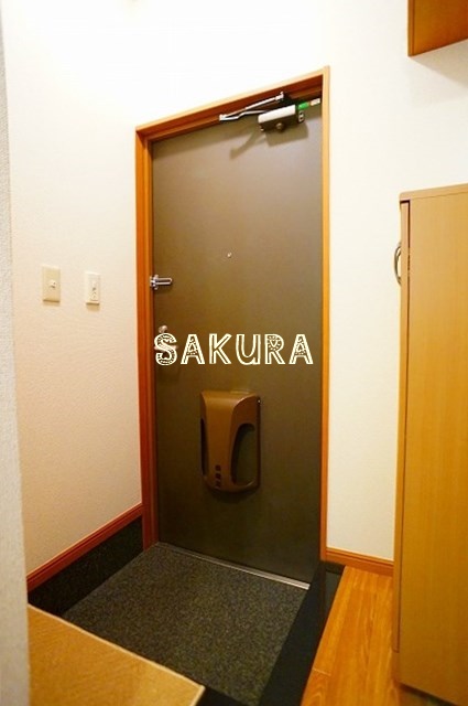 玄関　便利なカウンター型シューズボックス♪