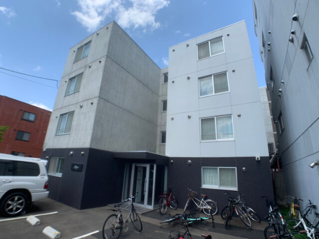 建物外観　札幌市北区北二十条西「アルーア北大前」