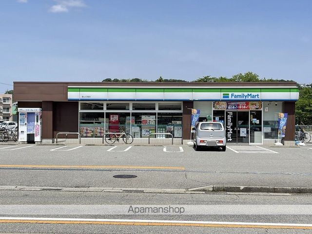 コンビニ　ファミリーマート富山五福店（コンビニ）まで511m