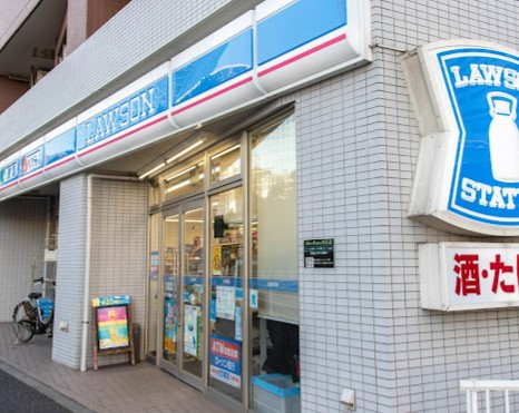 コンビニ　ローソン（コンビニ）まで358m