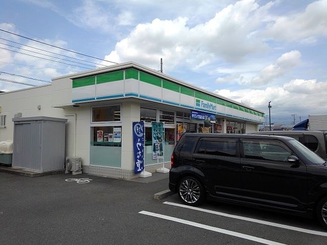 コンビニ　ファミリーマート　富士岩松店（コンビニ）まで150m