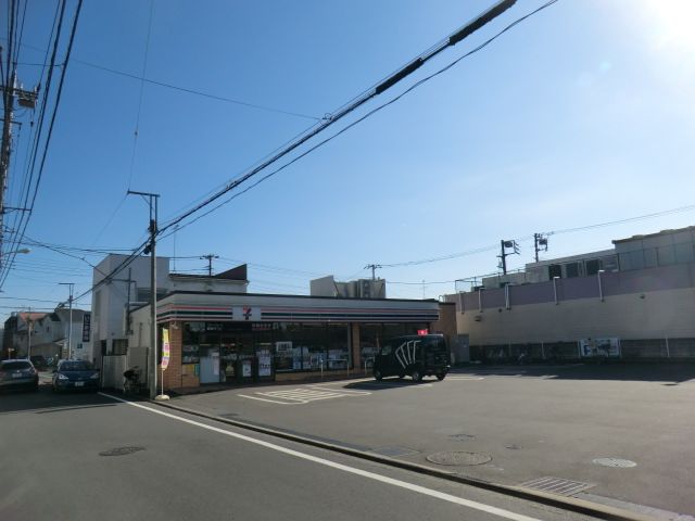コンビニ　セブン-イレブン小金井貫井南町５丁目店（コンビニ）まで448m