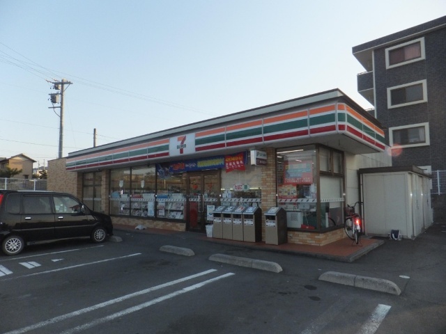 コンビニ　セブンイレブン掛川長谷店（コンビニ）まで576m