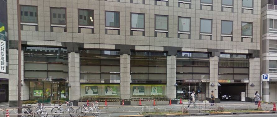 銀行　三井住友銀行 上野支店（銀行）まで605m