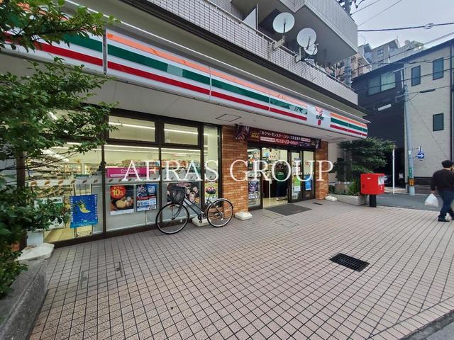コンビニ　セブン-イレブン 川口芝新町店（コンビニ）まで318m