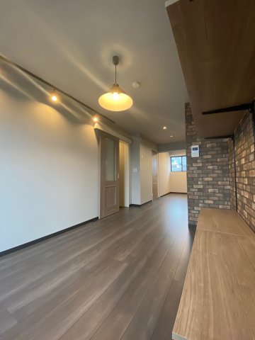 収納　内装は異なります。360℃画像をご覧くださいませ。
