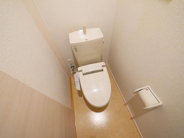 トイレ　トイレもきれいです
