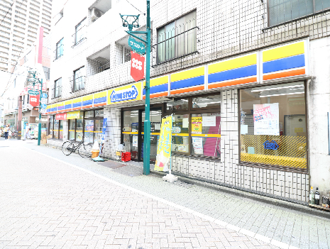 コンビニ　ミニストップ北千住店（コンビニ）まで316m