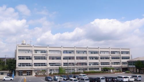 小学校　横浜市立中丸小学校（小学校）まで776m