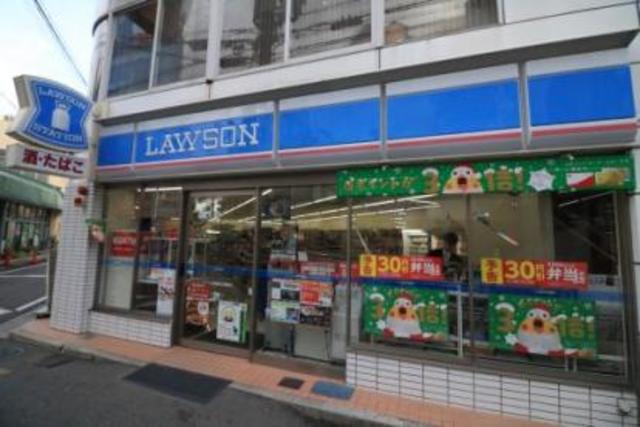 コンビニ　ローソン阪急塚口駅前店（コンビニ）まで300m
