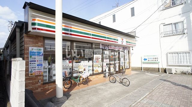 コンビニ　セブンイレブン 下野野木西口店（コンビニ）まで1844m