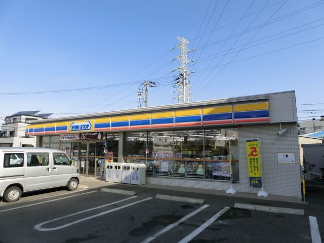 コンビニ　ミニストップ千葉都町店（コンビニ）まで628m