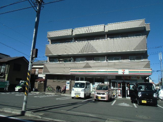 コンビニ　セブン‐イレブン 逗子桜山３丁目店（コンビニ）まで3768m
