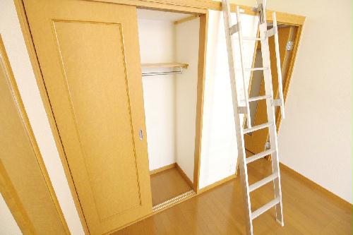 収納　クローゼットは標準設備です♪