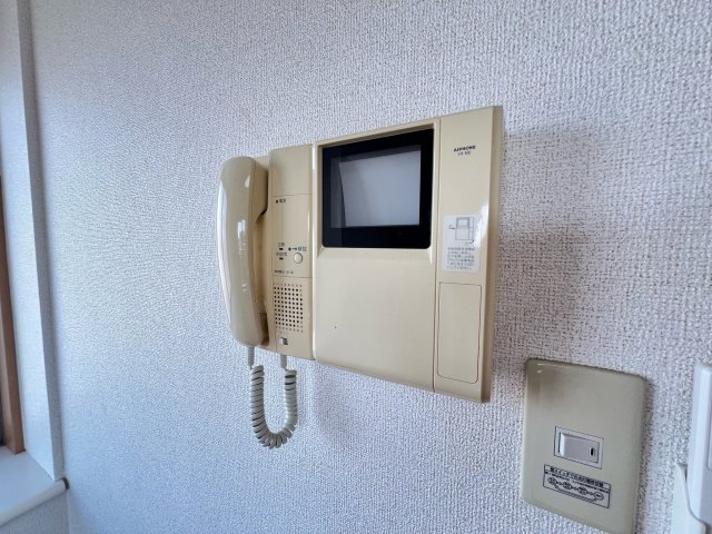 セキュリティ　同マンションの同じタイプの引用写真です（現況優先）