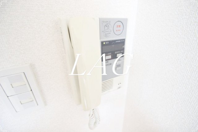セキュリティ　モニターつきインターホンです。