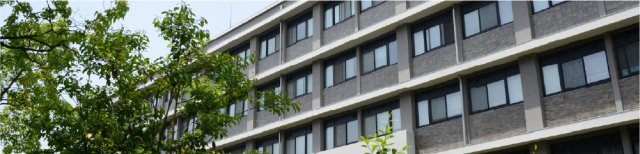 大学・短大　岡山大学社会文化科学研究科等大学院教務学生グループ（大学・短大）まで4238m