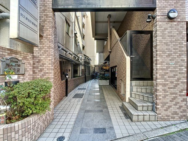 エントランス　日神パレステージ南池袋　　豊島区南池袋1