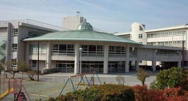 小学校　野比東小学校（小学校）まで286m