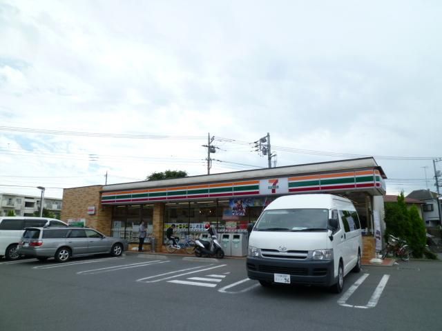 コンビニ　セブンイレブン（コンビニ）まで450m