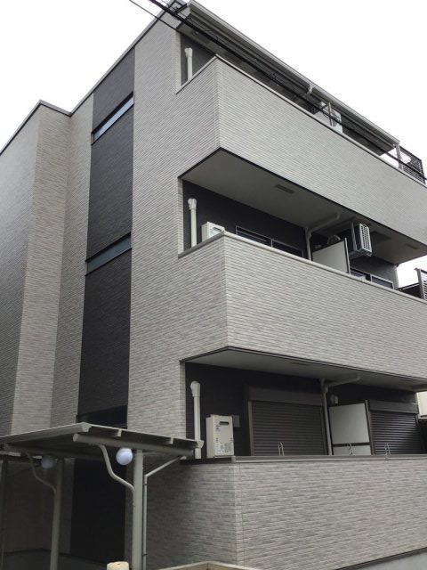 建物外観　安心のオートロック付きです♪