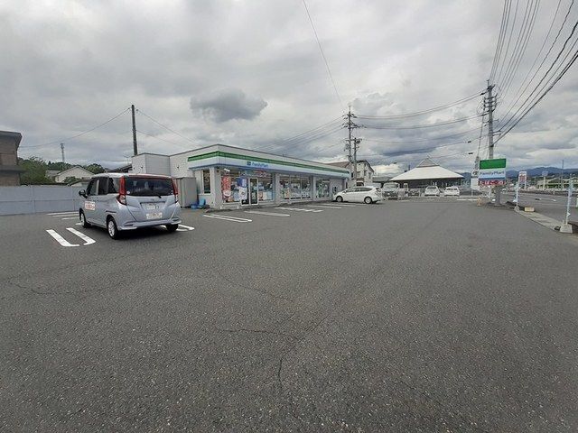 コンビニ　ファミリーマート平福店さん（コンビニ）まで400m