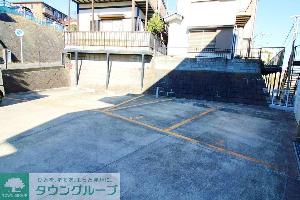 駐車場　駐車場