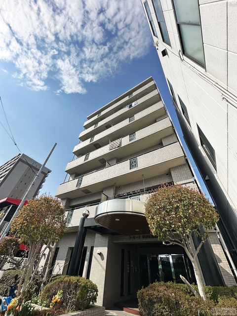 建物外観　鉄筋コンクリート造・ガッチリとした建物です♪