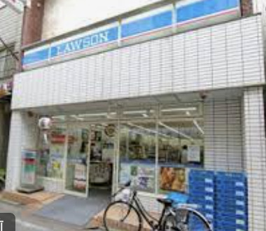 コンビニ　ローソン 代田橋駅北口店（コンビニ）まで735m
