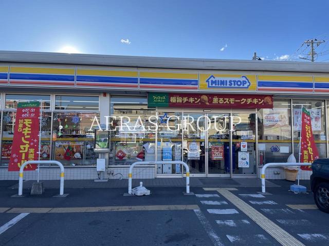 コンビニ　ミニストップ 戸田笹目４丁目店（コンビニ）まで530m