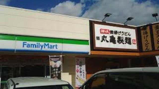 コンビニ　ファミリーマート　姫路SA（コンビニ）まで425m