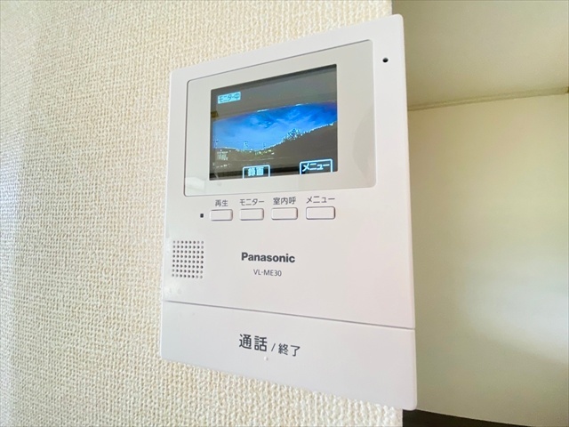 セキュリティ　同一建物内２０２号室内装写真転載