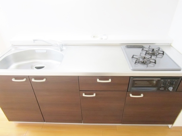 キッチン　同マンション別部屋参考画像