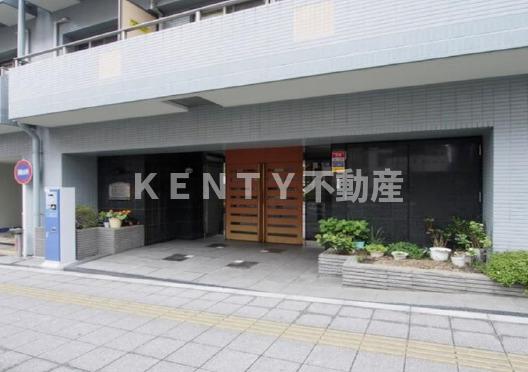 エントランス　建物の内部です
