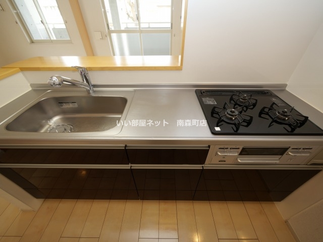 地下鉄谷町線 天神橋筋六丁目駅 徒歩11分 9階建 築11年のキッチン写真