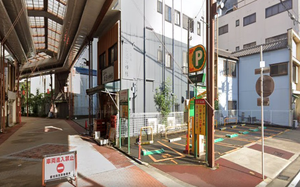 飲食店　Honey Style Cafe TOSHIN(ハニー スタ（飲食店）まで111m