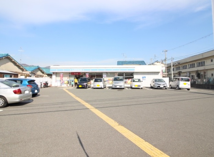 コンビニ　ローソン（コンビニ）まで503m