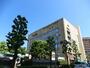 図書館　厚木市立中央図書館（図書館）まで499m